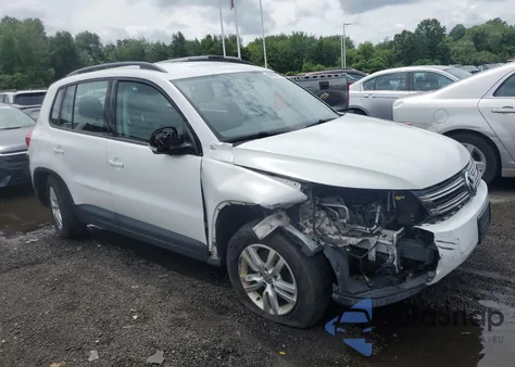 2017 Volkswagen Tiguan S из США, поврежденный, VIN WVGBV7AX2HK012760